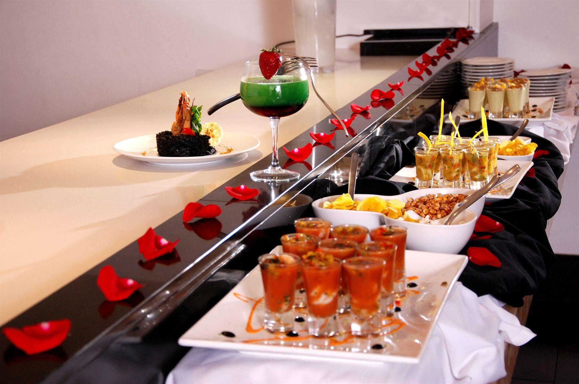 Le Parc Hotel, Beyond Stars